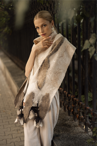 The Beige Tulip Scarf