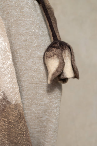 Weißer Tulpen-Schal